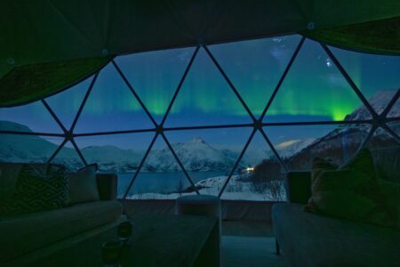 How spring and autumn equinoxes affect the northern lights